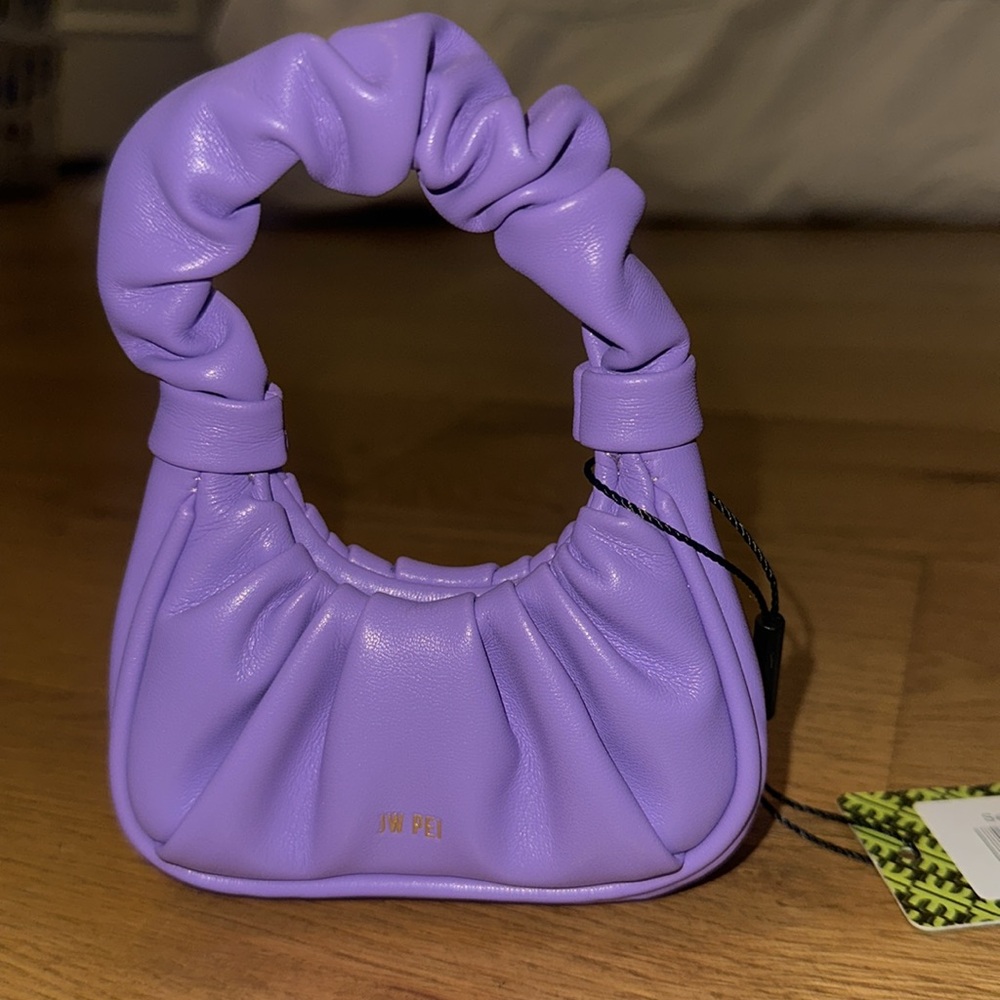 Purple Ruched Handbag - Picture 2 of 6